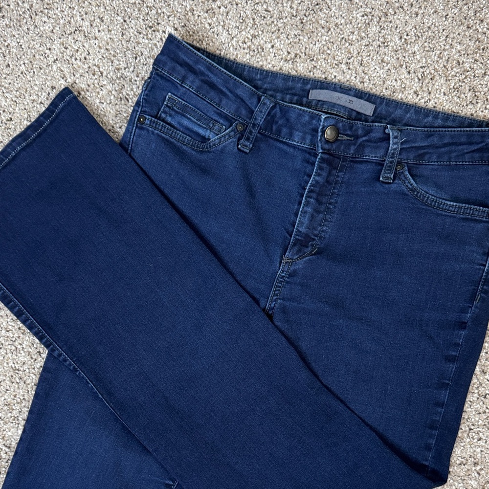 Joe's Jeans Women's Boot Cut in Dark Blue